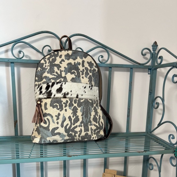 Camo Myra Bag Cowhide Rug canvas back to school Backpack Camo Dough NEW - Picture 9 of 10